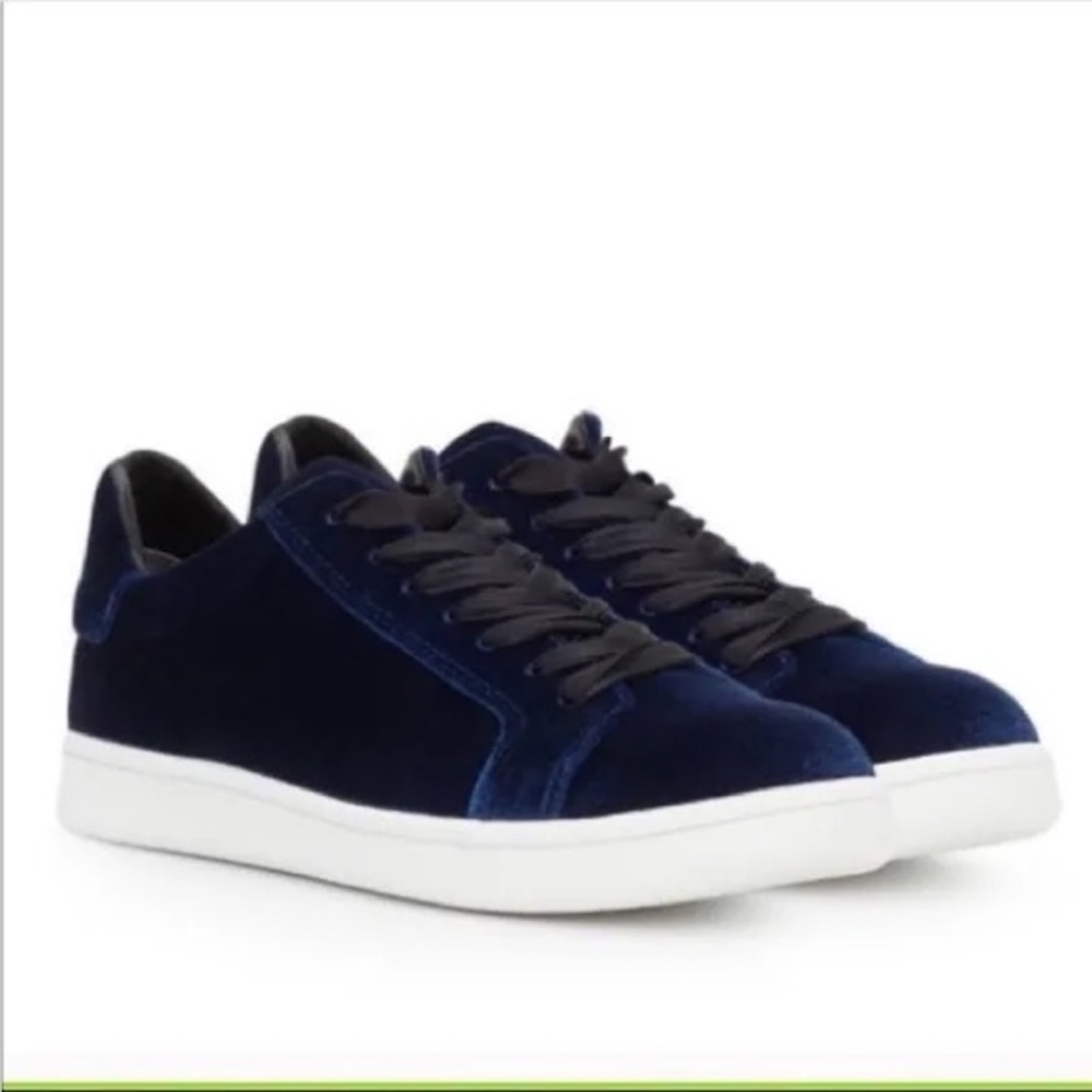 Sam Edelman Blue Velvet Sneakers